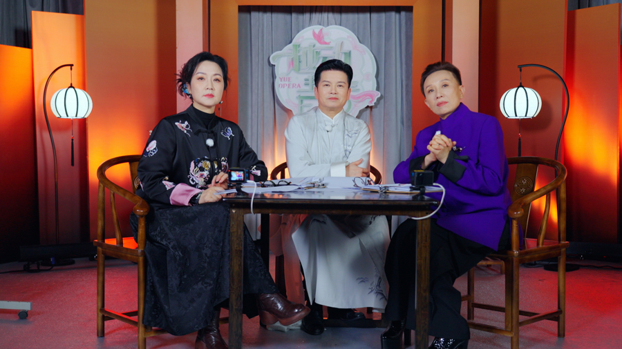 32名越剧传人上海打擂，百般武艺融合创新跨界——《越动青春》今日开播