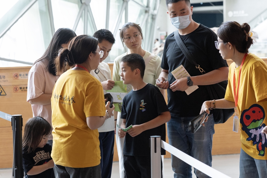 城事｜“恐龙迷”有福了，这个重磅展今起与观众见面
