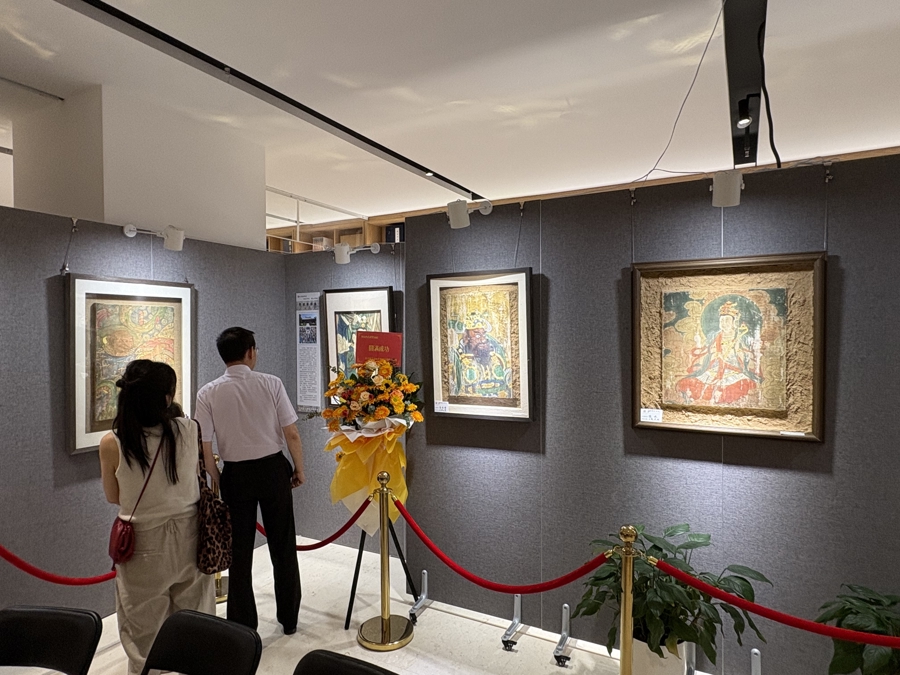 上海书展｜“黑神话”“浪浪山”里的永安禅寺壁画亮相上海书城