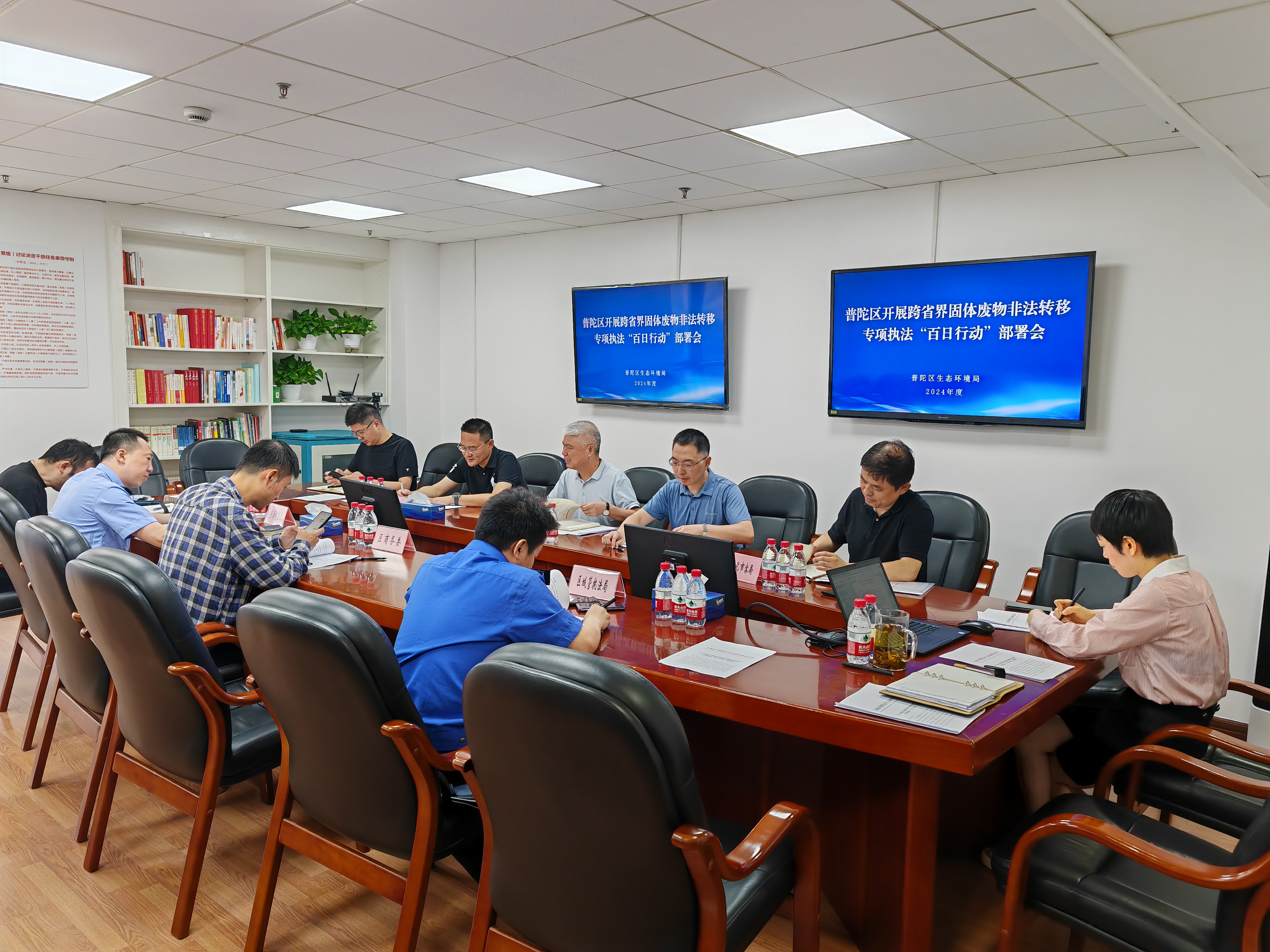 0705_090932_180.jpg 0705_090932_180.jpg