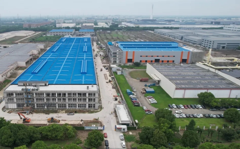 0708_094924_406.jpg 0708_094924_406.jpg