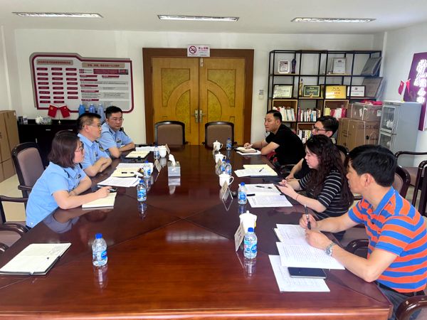 闵行区市场监管局李黎军副局长接待闵行区人力资源和社会保障局一行来访.jpg