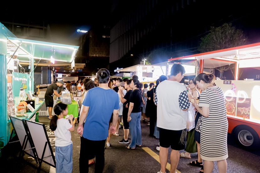 独创徐汇区马路美食夜市 西岸夜巷·国际传媒港夏季嘉韶华启幕