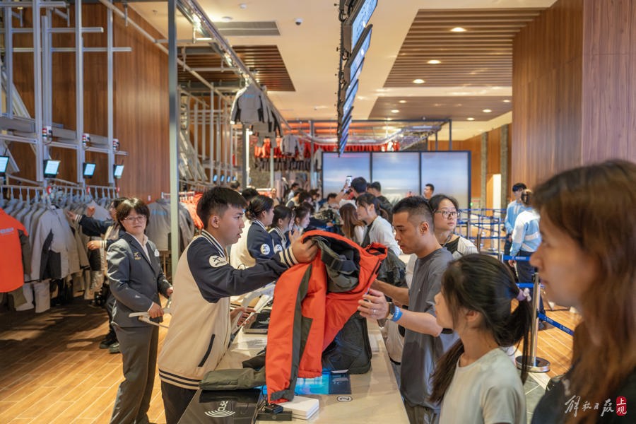 解放日报 孟雨涵 摄20240812_52