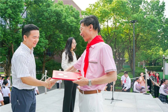 WDCM上传图片 WDCM上传图片