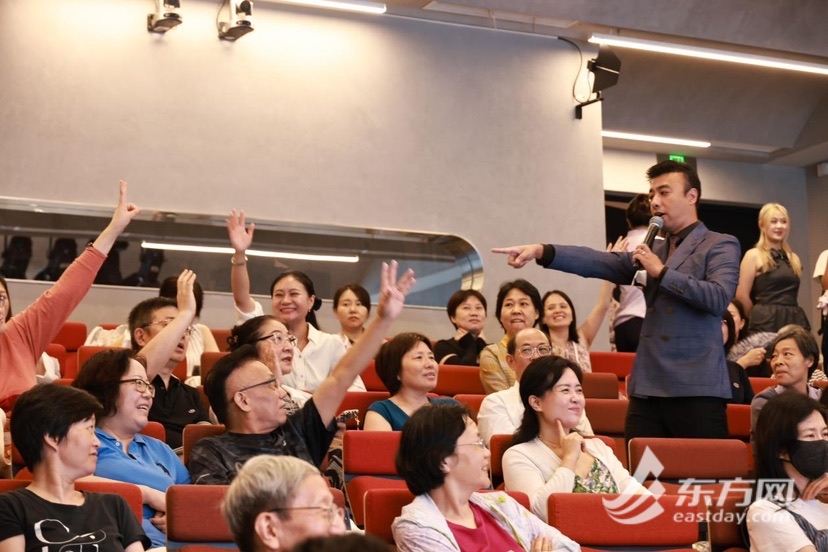 阿尔茨海默病日｜老年科专家走入社区，将硬核医学融进意见意义问答