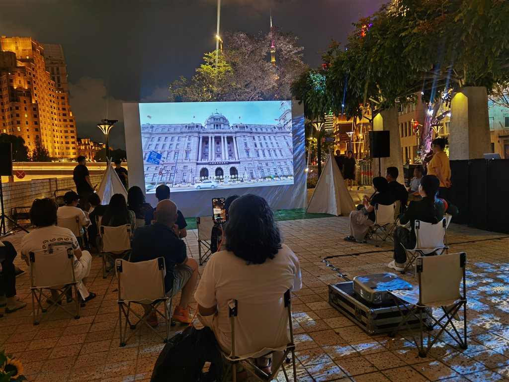 “悠游外滩·趣寻建筑”集市“快闪”姑苏河畔，市平易近旅客年夜呼“不外瘾”！