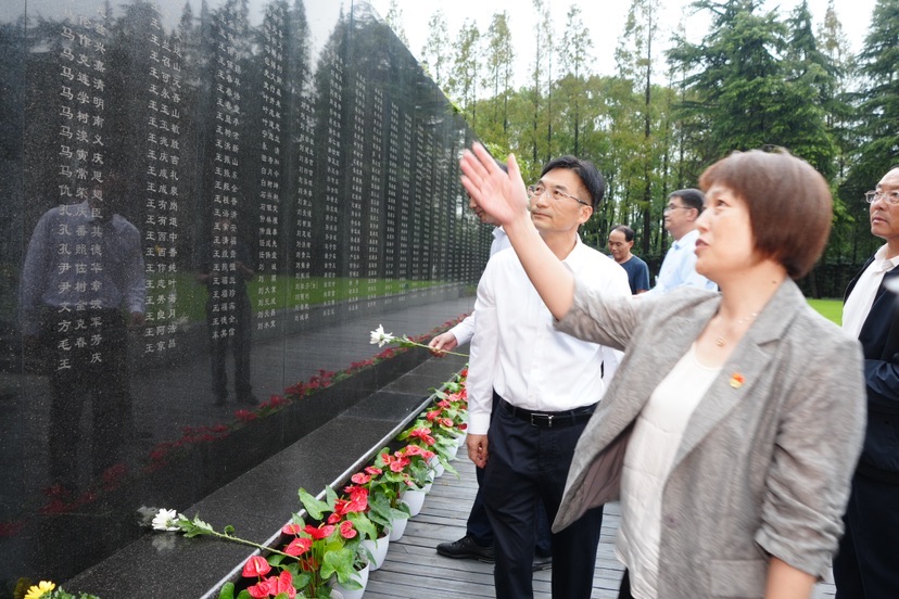 “追随先烈萍踪、传承赤色基因” 沪苏两地联合展开为义士寻亲勾当