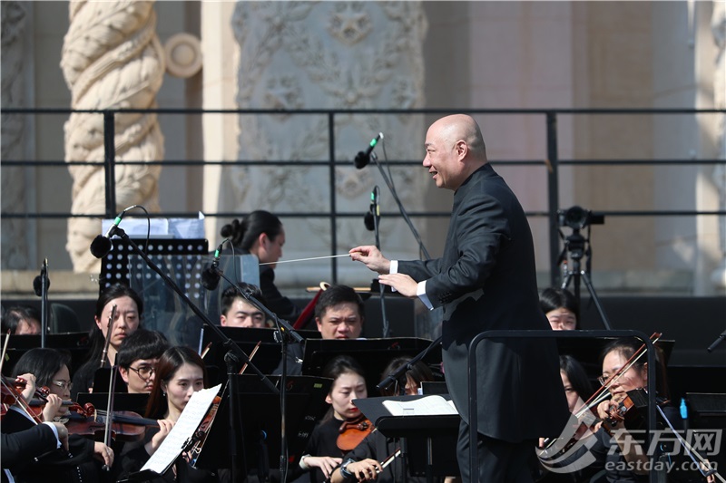 刷新汗青，从白日到黑夜演完贝多芬九部交响曲！浦江两岸重磅表演开启沪上艺术月