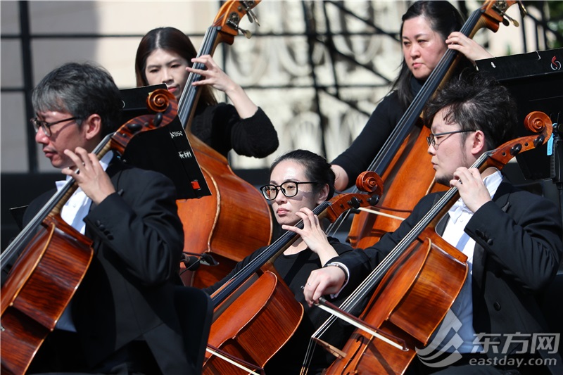 刷新汗青，从白日到黑夜演完贝多芬九部交响曲！浦江两岸重磅表演开启沪上艺术月