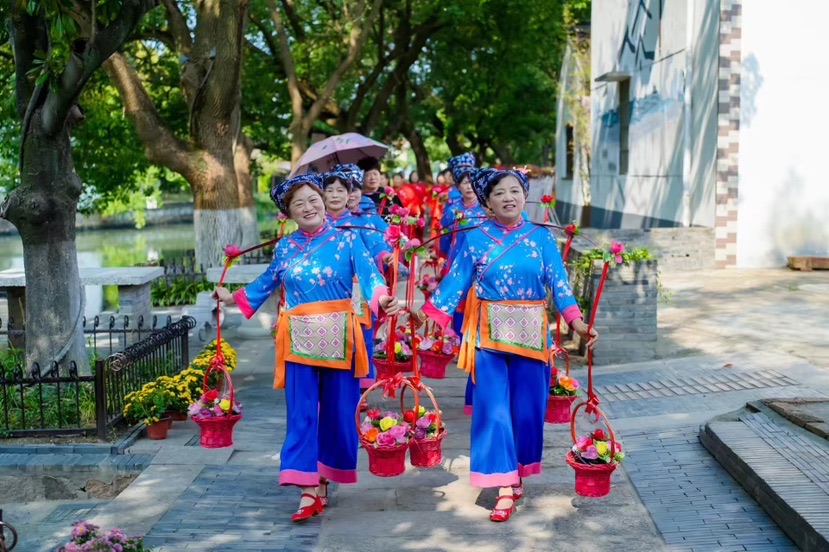 游青浦金泽古镇体验“非遗”里的重阳节