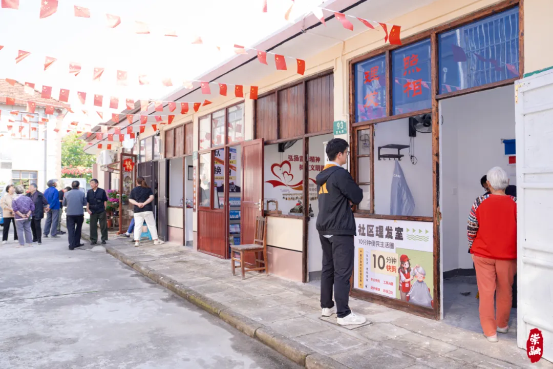 上海一周区情：金桂飘香叫醒秋天“苦涩”影象 社区进级解锁家门口“小确幸”