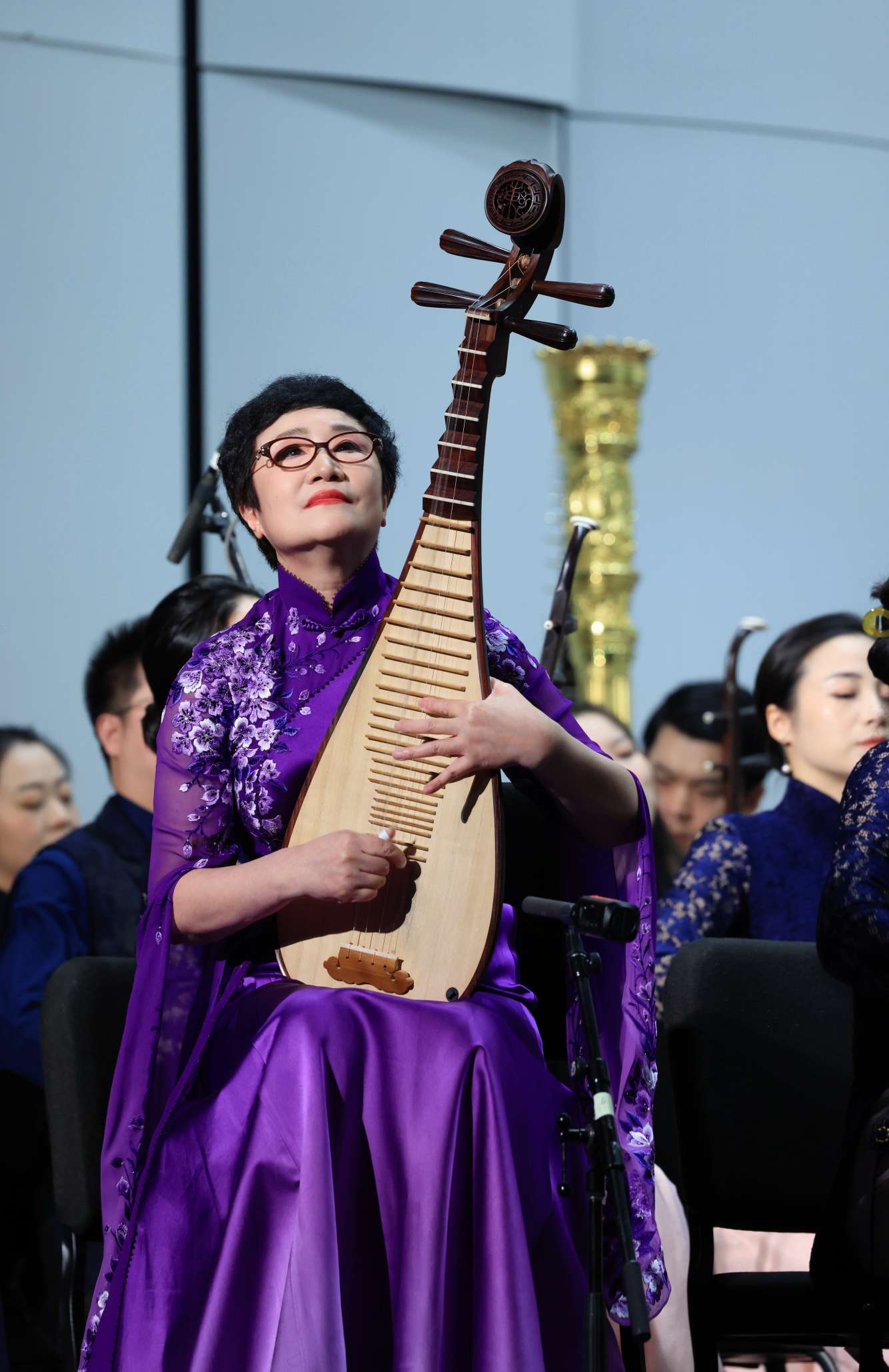 记念二胡年夜师，上海举行《江河水长流》闵惠芬记念音乐会