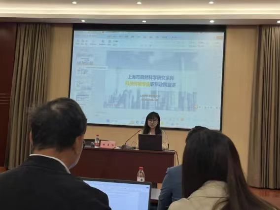 1108_143205524_848.jpg 1108_143205524_848.jpg