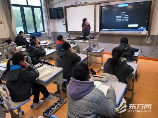 学生勇于说英语了，教员教授教养效率提高了！数字赋能教诲转型