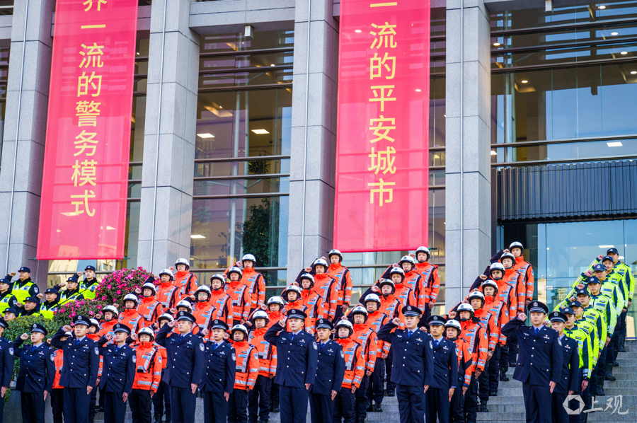 12-44ee6798a4d65670b351e15f10d72b2e