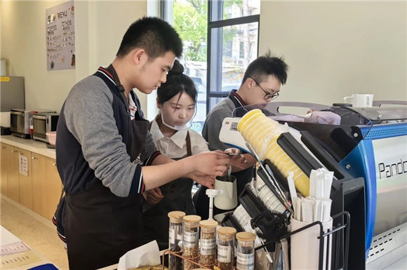 WDCM上传图片 WDCM上传图片