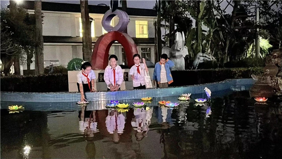 WDCM上传图片 WDCM上传图片