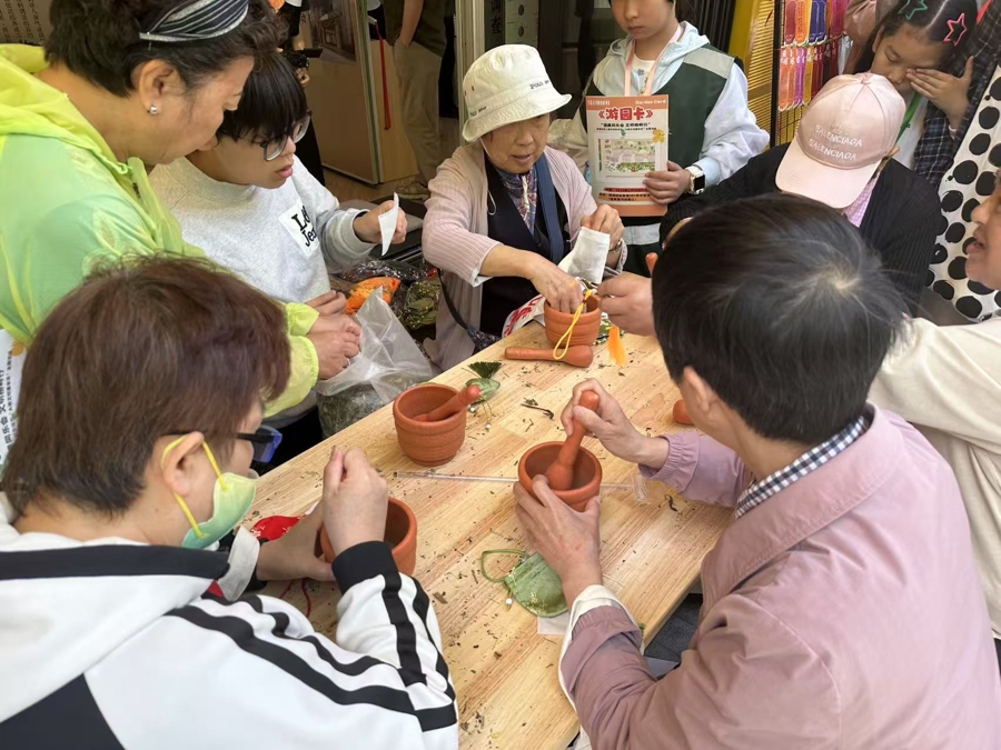 文明理念如何浸润居民的日常?大桥街道选择了这样一种方式