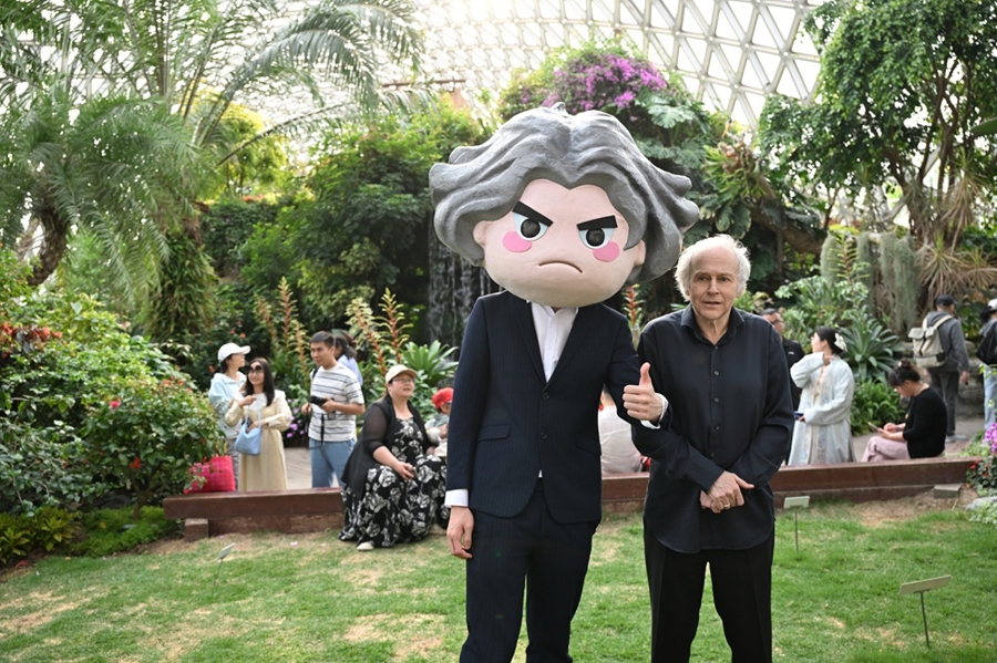 郎朗、余隆等在辰山草地广播音乐节上为观众带来足不出“沪”艺术享受