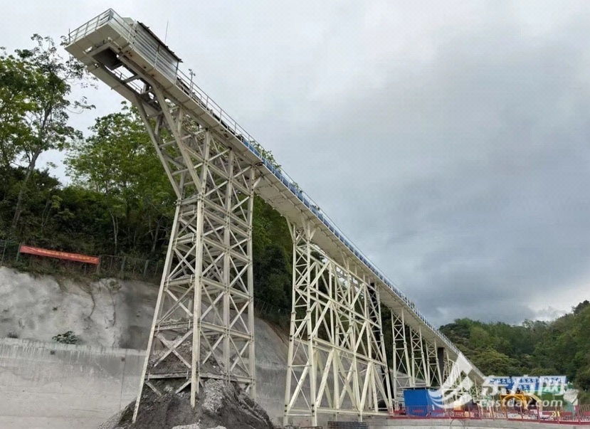 超长距离隧道的建筑设备已取得了新的成功，并
