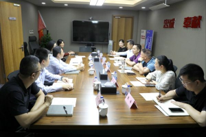 准确的基准测试和学习经验，实践培训使一个强大的团队能力