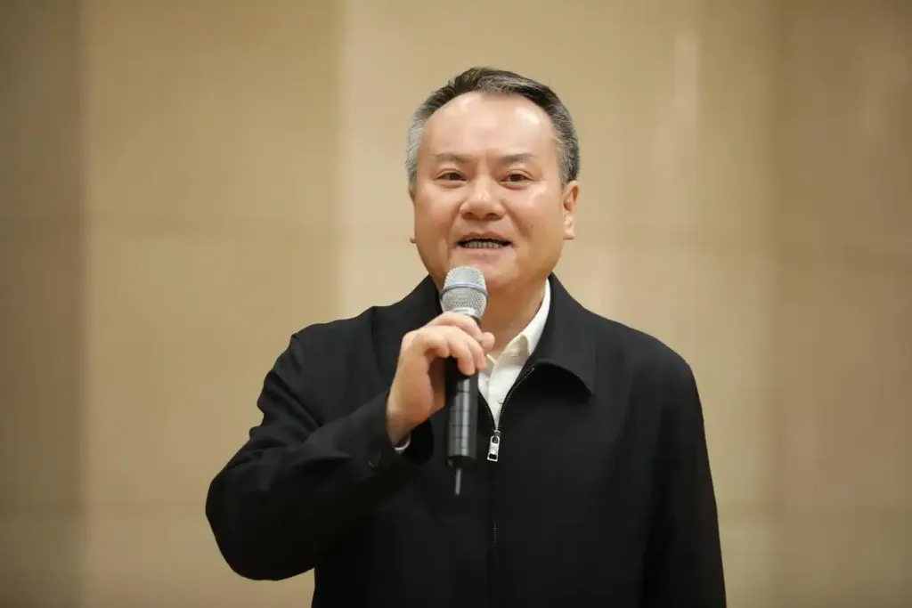 中国信用保险公司副总经理李·温森（Li Wensen）被