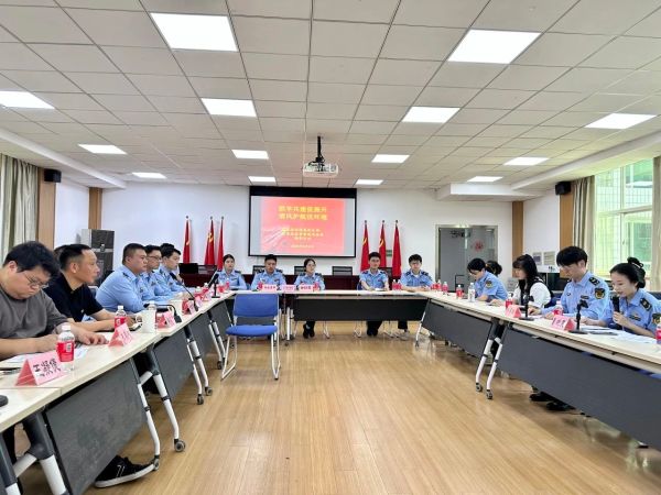 0611_133611595_386.jpg 区市场监管局与区生态环境局开展青年联学交流.jpg