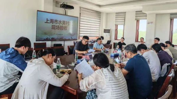 0613_094801350_240.jpg 0613_094801350_240.jpg