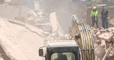埃及开罗倒塌的一栋住宅建筑物至少杀死了8人
