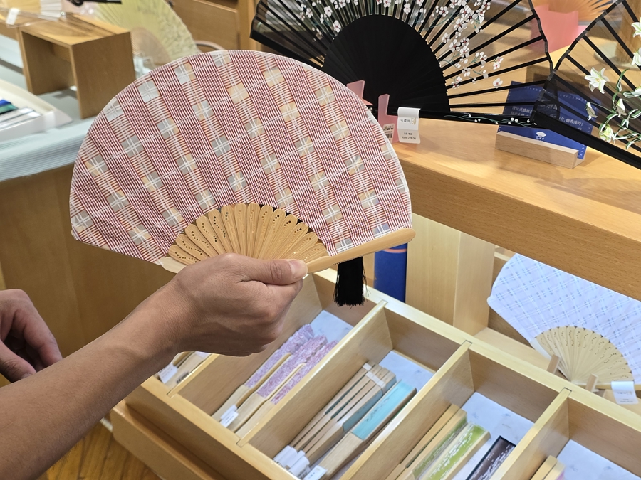 天齐佛越来越受欢迎！俄罗斯博客作者被