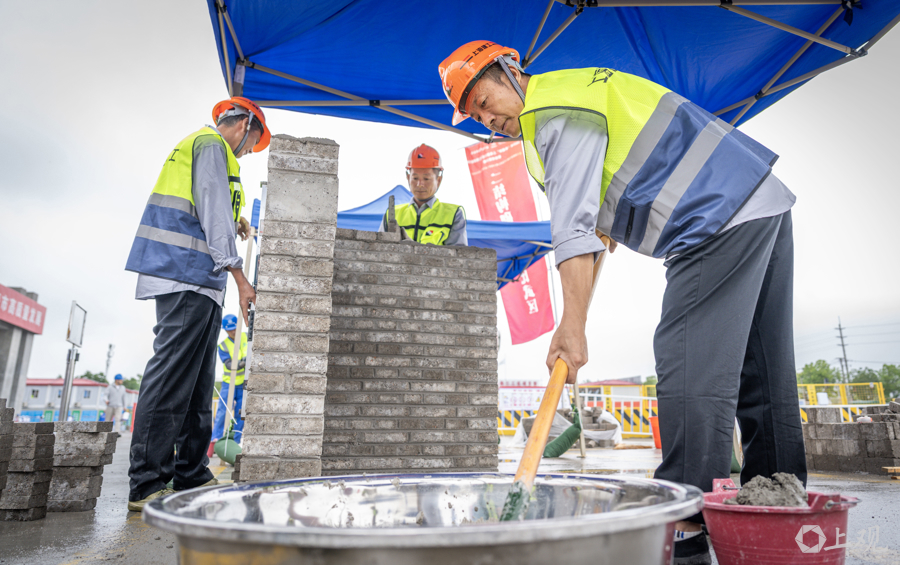 解放日报 孟雨涵 摄20250624_12