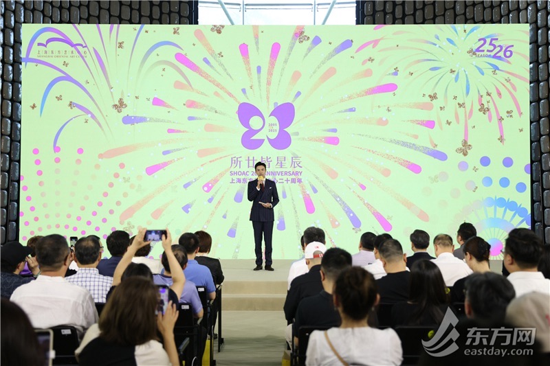 从“遍布河中的歌剧”到“整个城市的约
