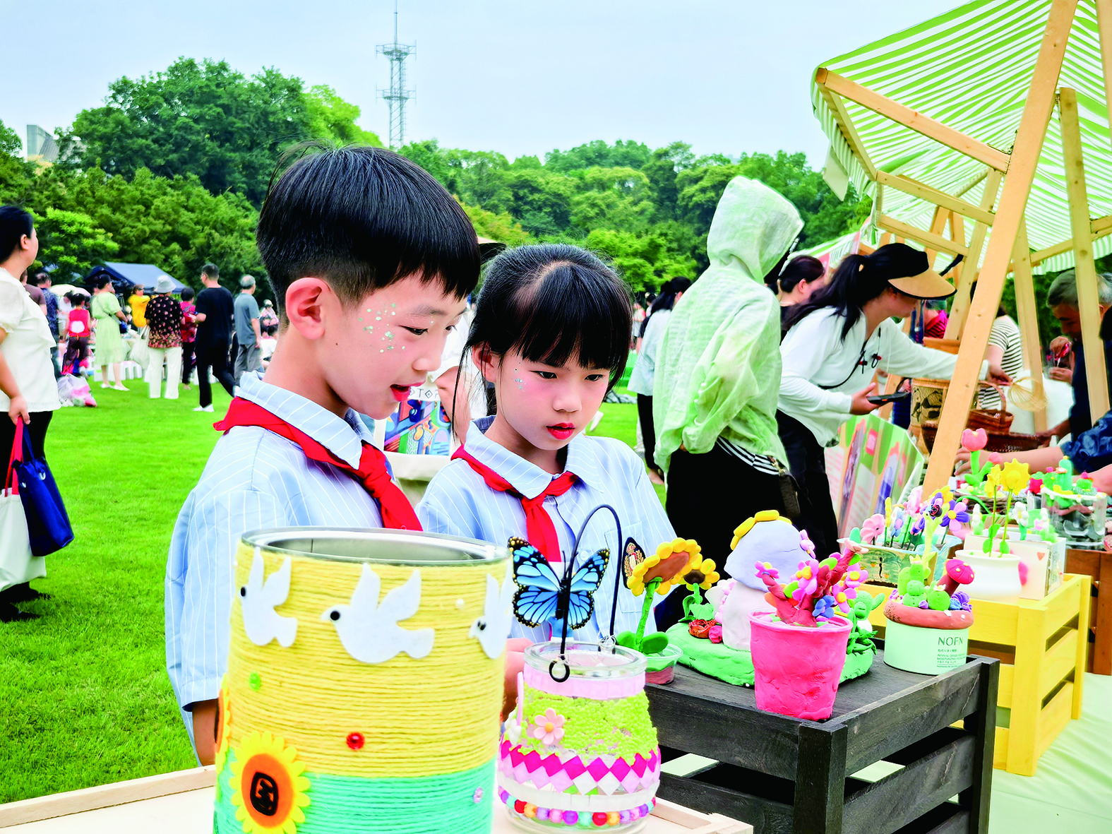 Fangta小学草原艺术节在线