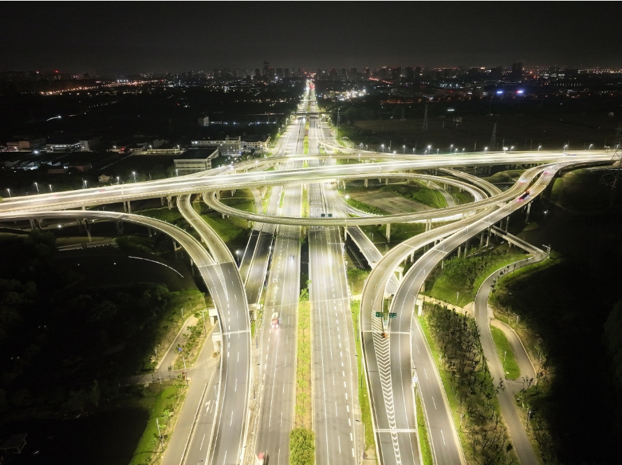 Zhangjiangang City使用创新的机制来创建新的有趣，
