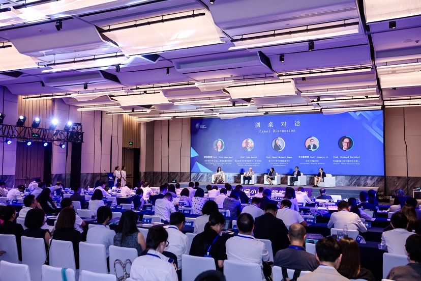 正版开挂“宝宝游戏玩跑得快可以用挂吗多少钱开挂{确实真的有挂}
