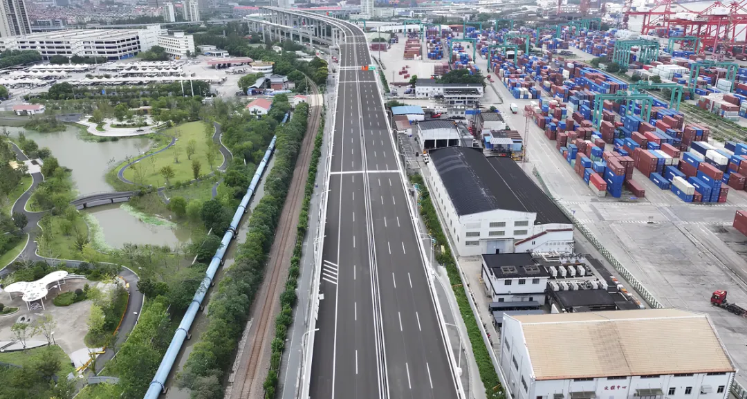 军工高架路今日通车，通行效率大幅提升